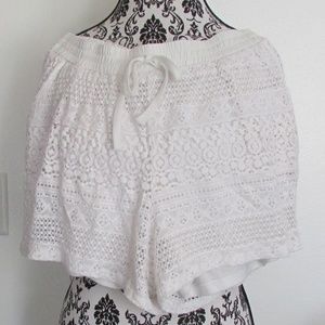 Maurices Lace shorts with liner and pockets